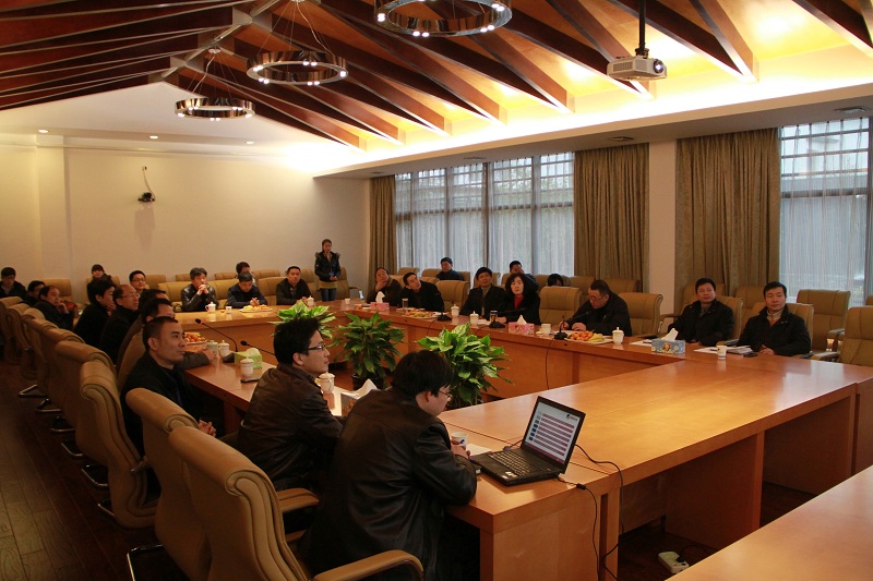 西湖區(qū)委書記王立華一行到公司調(diào)研 西湖區(qū)委書記王立華一行到公司調(diào)研